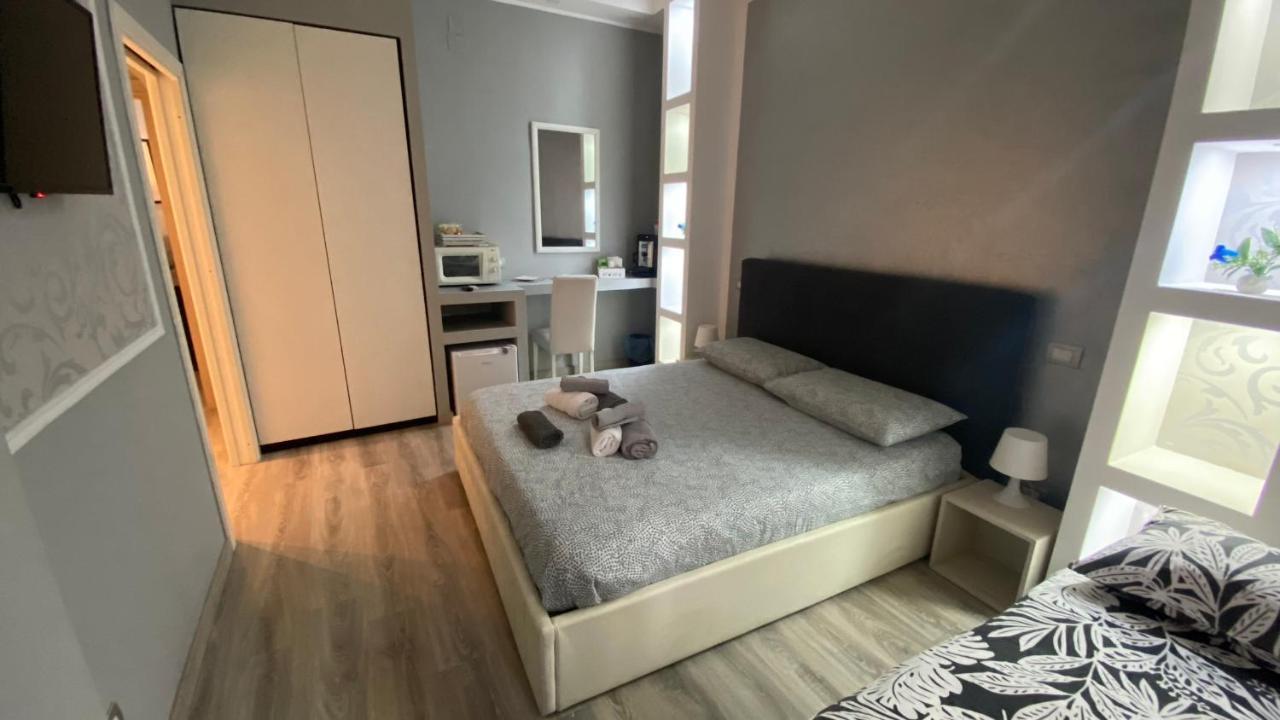 Petros Room Camere Salerno Luaran gambar