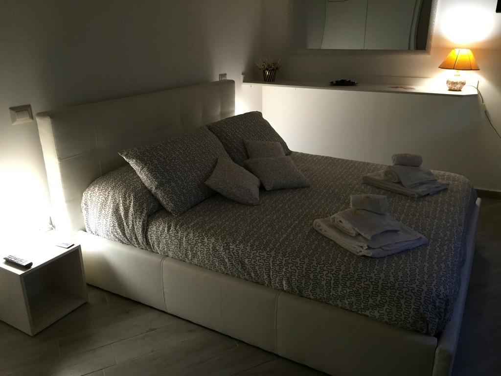 Petros Room Camere Salerno Bilik gambar