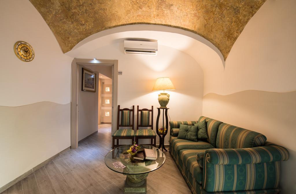 Petros Room Camere Salerno Luaran gambar