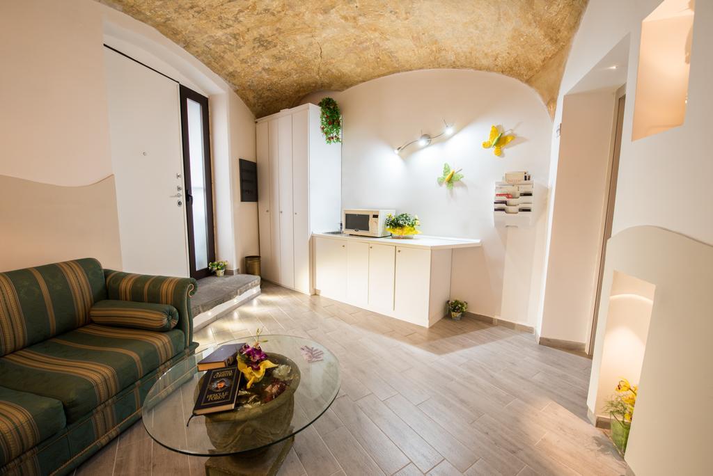 Petros Room Camere Salerno Luaran gambar