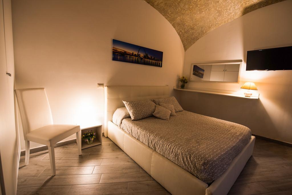 Petros Room Camere Salerno Luaran gambar