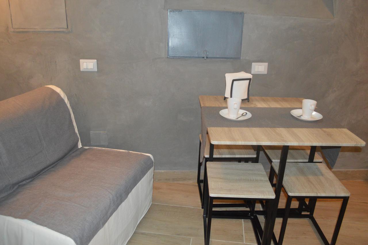 Petros Room Camere Salerno Luaran gambar