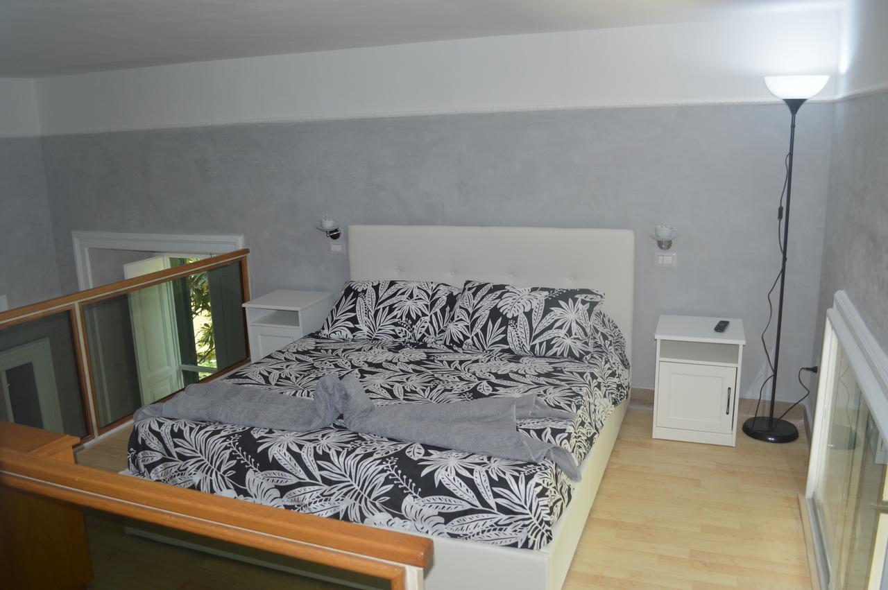 Petros Room Camere Salerno Luaran gambar