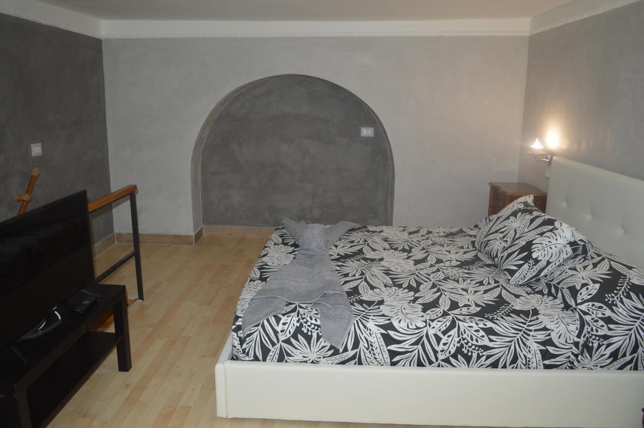 Petros Room Camere Salerno Luaran gambar