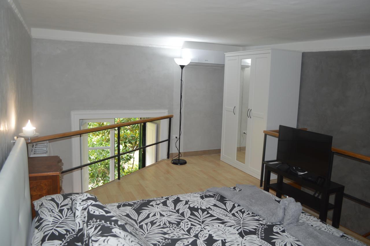Petros Room Camere Salerno Luaran gambar